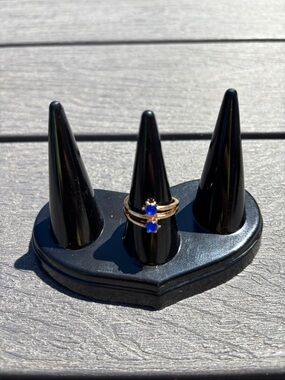 Gold-Tone Ring with Blue Center Accent - Women's Jewelry Size 6 NWOT